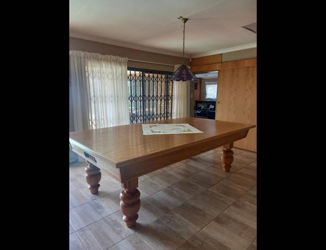 4 BEDROOM HOUSE FOR SALE IN THREE RIVERS EAST